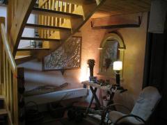 Chalet Ambroise - (fr)Hallway under stairs