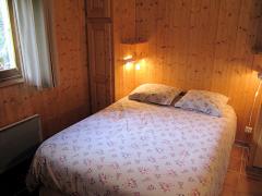 Chalet Amis - (fr)Downstairs bedroom