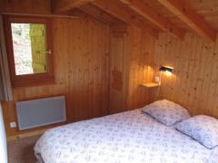Chalet Amis - (fr)Upstairs bedroom