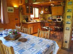 Chalet Beveret - (fr)Dining area