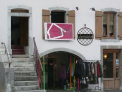 Apartment Centre Ville - (fr)Steps to the entrance