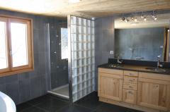 Chalet La Couaz - La salle de bains (2)