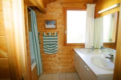 Chalet les Mûres - La salle de bains