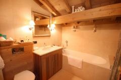 Chalet Chattrix - Chambre 1, salle de bains