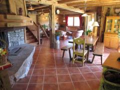 Chalet Les Franchettes - (fr)Main living area
