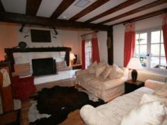 Chalet Julien - (fr)The living room