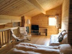 Demi Chalet La Cascade - (fr)Mezzanine sitting room/bedroom