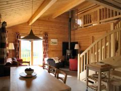 Demi Chalet La Cascade - (fr)The open plan living/dining area