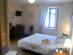 Appt. Visigny - (fr)Bedroom 1