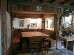 Ferme de Fifine - (fr)Built-in dining area