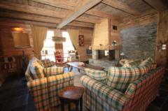 Chalet Le Gerdil - Séjour et cheminée
