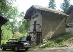 Terrain Grevat - (fr)The existing mazot on plot 2