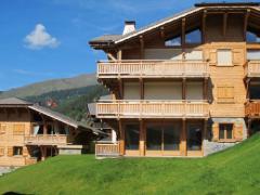 Appt. Le Hameau des Fés #6 - (fr)Apt #6 is visible here with the shutters open