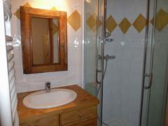 Demi Chalet ISBA 1 - Salle de douche 1