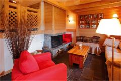 Chalet Joie de Vivre - Le séjour et la cheminée