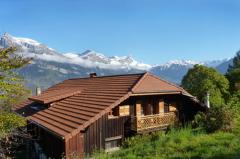 Ferme La Barmaz - (fr)Ferme La Barmaz and the view