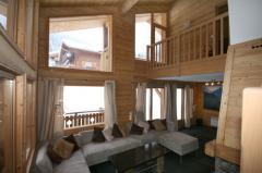 Chalet La Lune - Le séjour et la galerie