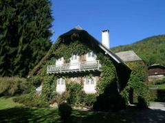 Maison Le Lavandan - (fr)Maison Le Lavandan in summertime