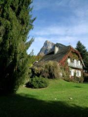 Maison Le Lavandan - (fr)House and gardens