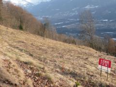 Land Le Frene - (fr)On a sunny slope