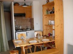Appt. Le Lays - La cuisine et le coin repas