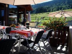 Les Airelles - (fr)The terrace next to the piste