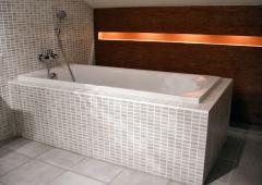 The Lookout Chalet - (fr)Bathroom