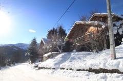 Chalet Le Plane Nord - Le chalet depuis la route
