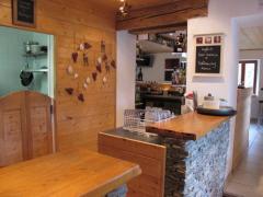 Chalet Rufus - (fr)The bar and kitchen access