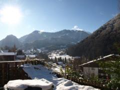 Le Petit Kinkin - (fr)Winter view across valley to La Grande Terche