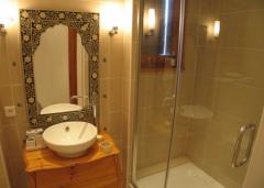 Chalet Snowbay - (fr)Main floor ensuite