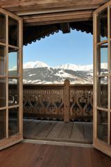 Chalet Sochi - Le balcon dans la chambre principale