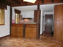 Chalet Soleret - (fr)Entrance and kitchen, from living room