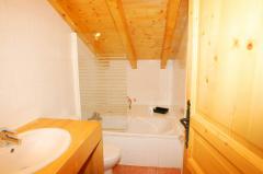 Chalet Tintin - (fr)Bathroom