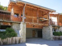 Chalet Tintin - (fr)With the entrance visible