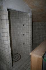 Farm and Barn Van Houcke - (fr)Shower room