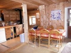 Chalet Vigny - (fr)Kitchen and dining area